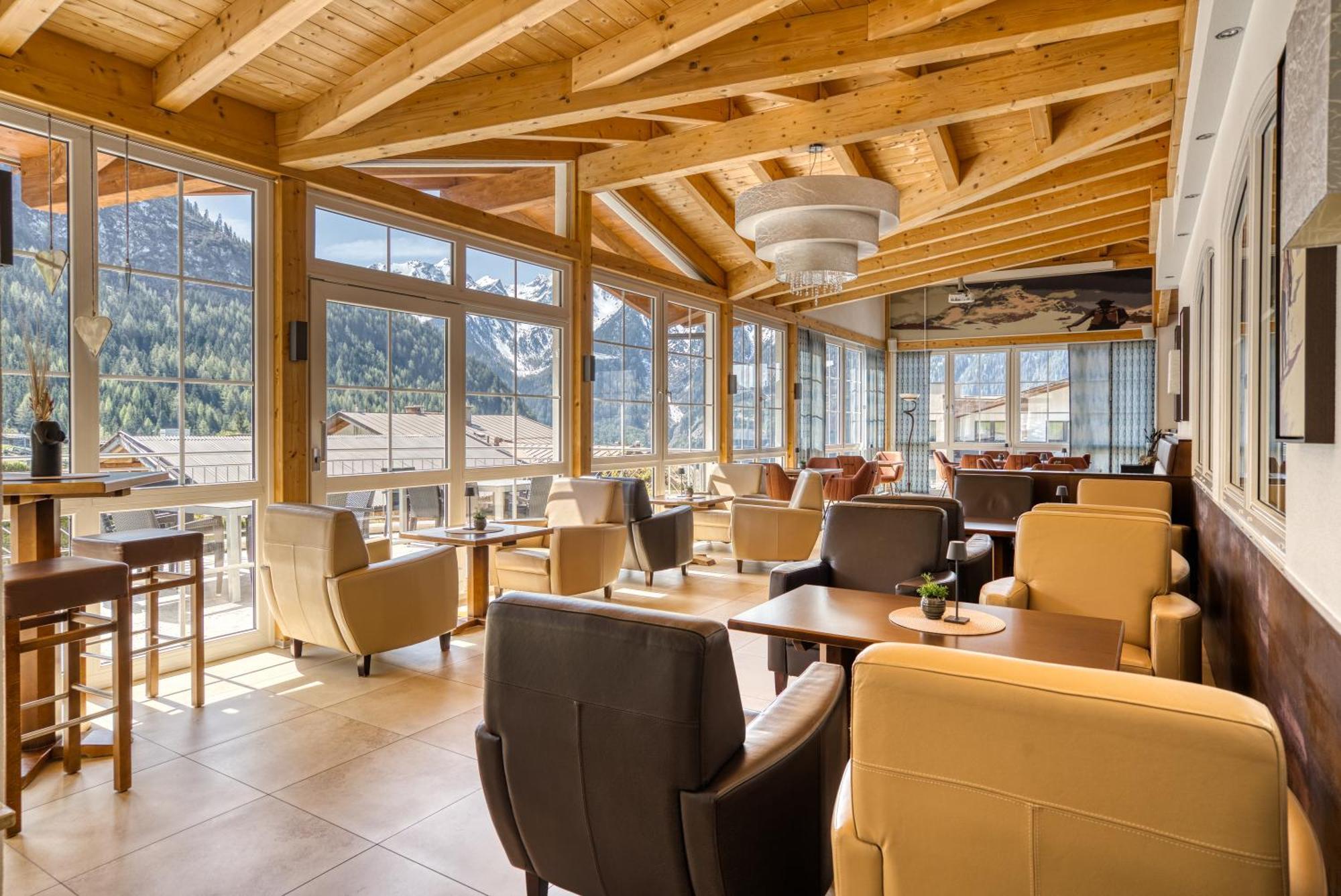 Hotel Alpen-Royal Jerzens Εξωτερικό φωτογραφία