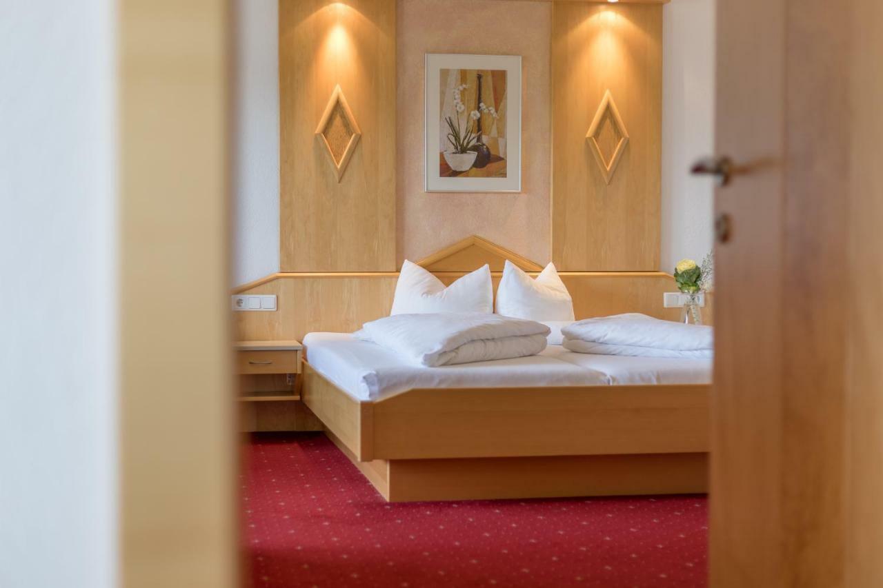 Hotel Alpen-Royal Jerzens Εξωτερικό φωτογραφία